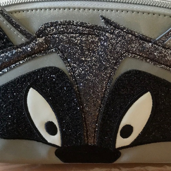 NWT Danielle Nicole x Disney Meeko Cosmetic Bag - Picture 3 of 10